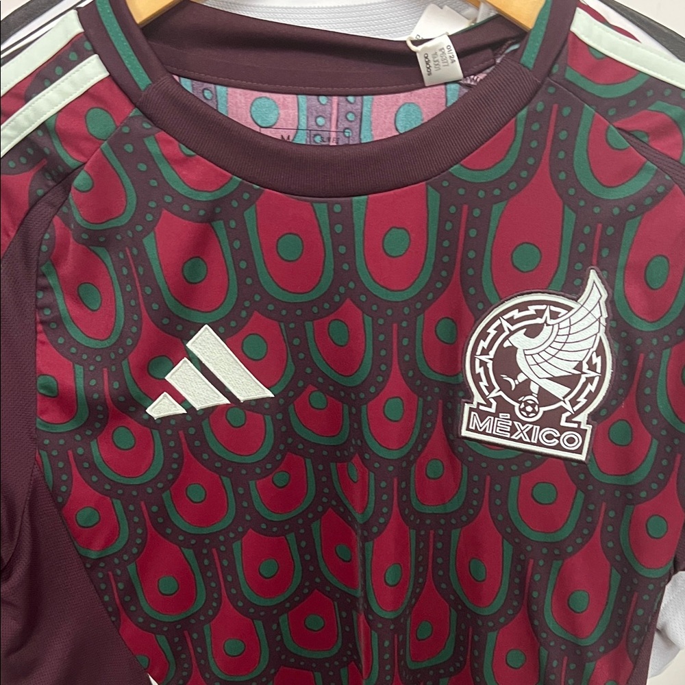 Adidas official  Mexico Soccer Jersey - Picture 2 of 4